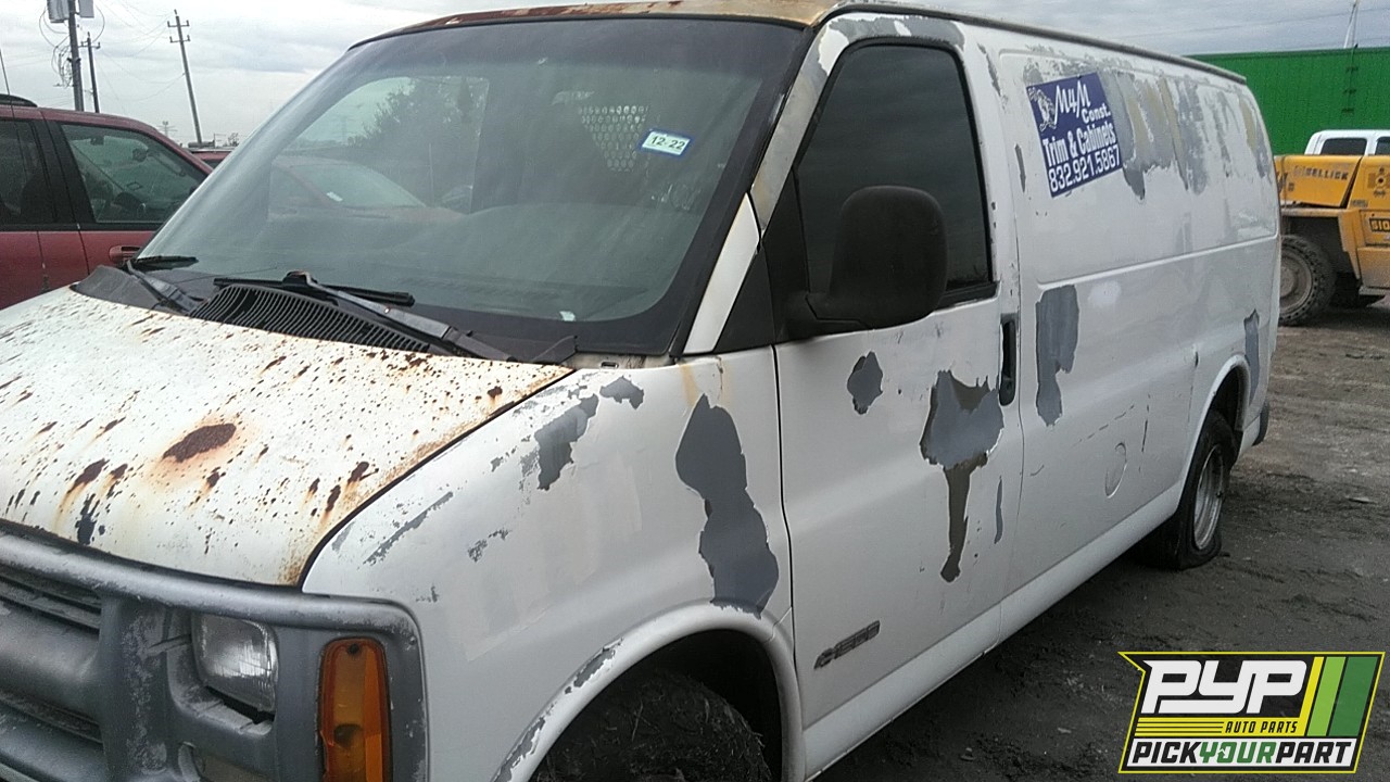 2002 CHEVROLET EXPRESS 1500 partes disponibles