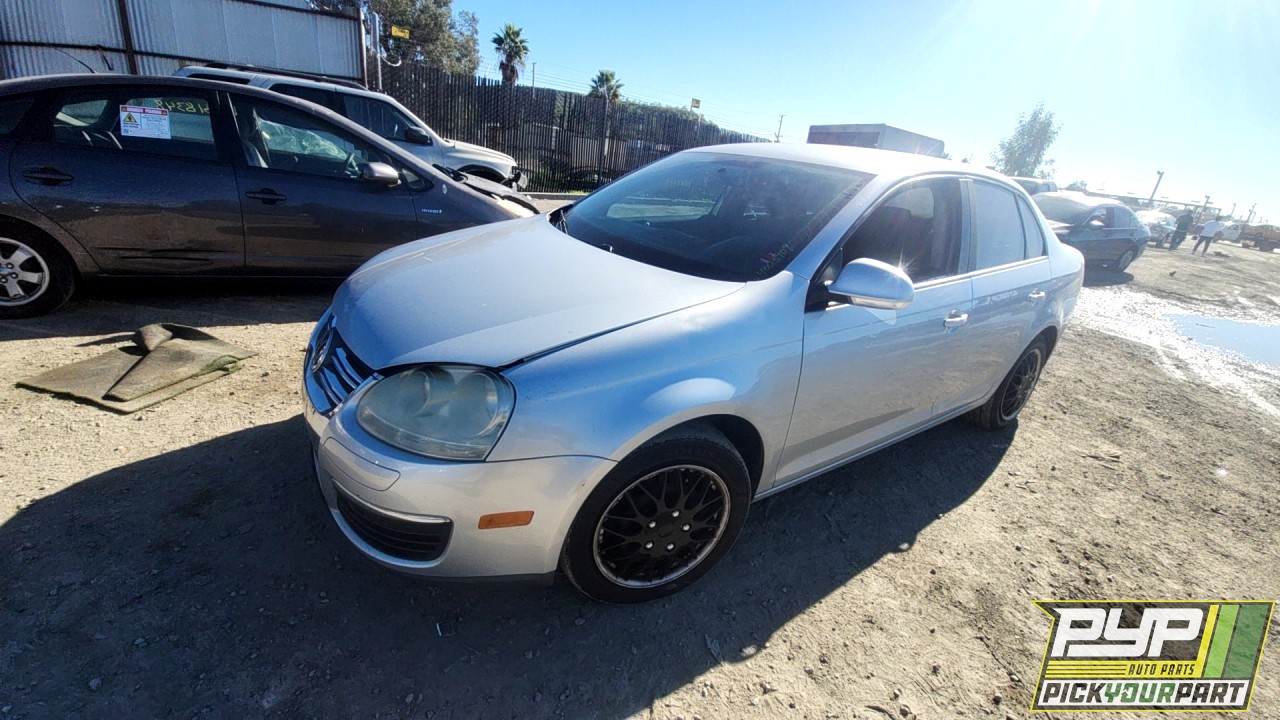 2010 VOLKSWAGEN JETTA partes disponibles