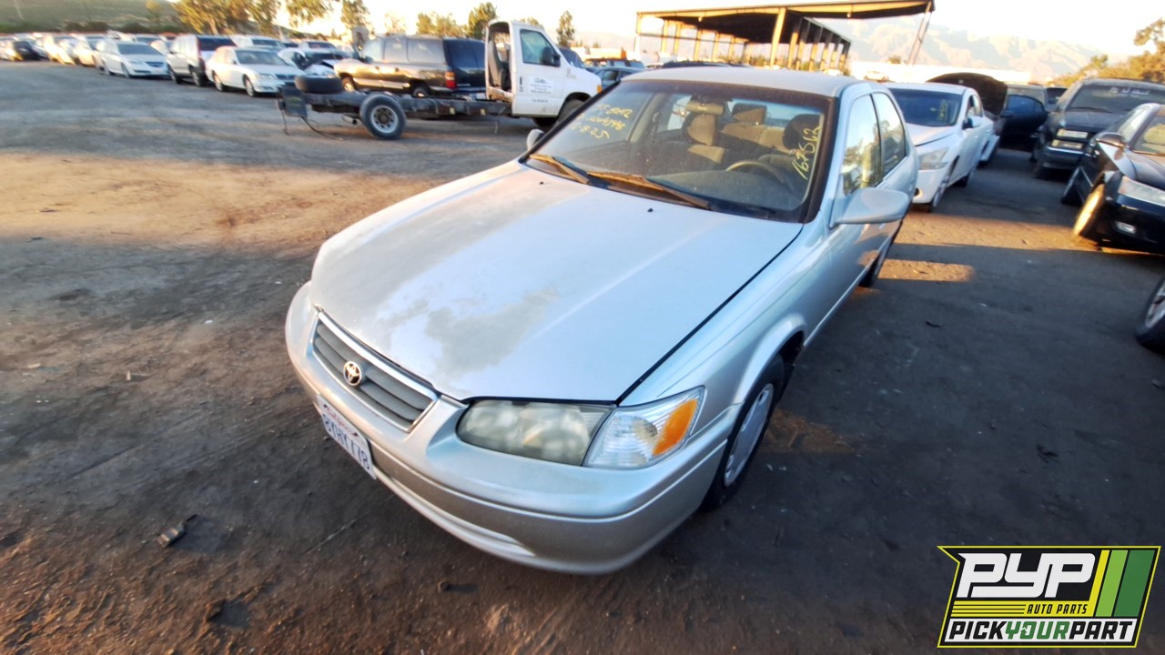2000 TOYOTA CAMRY partes disponibles