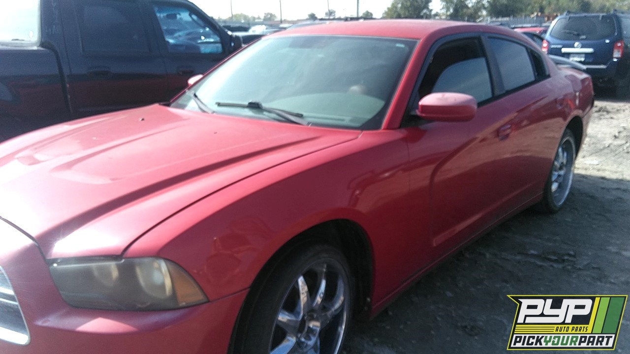 2011 DODGE CHARGER partes disponibles