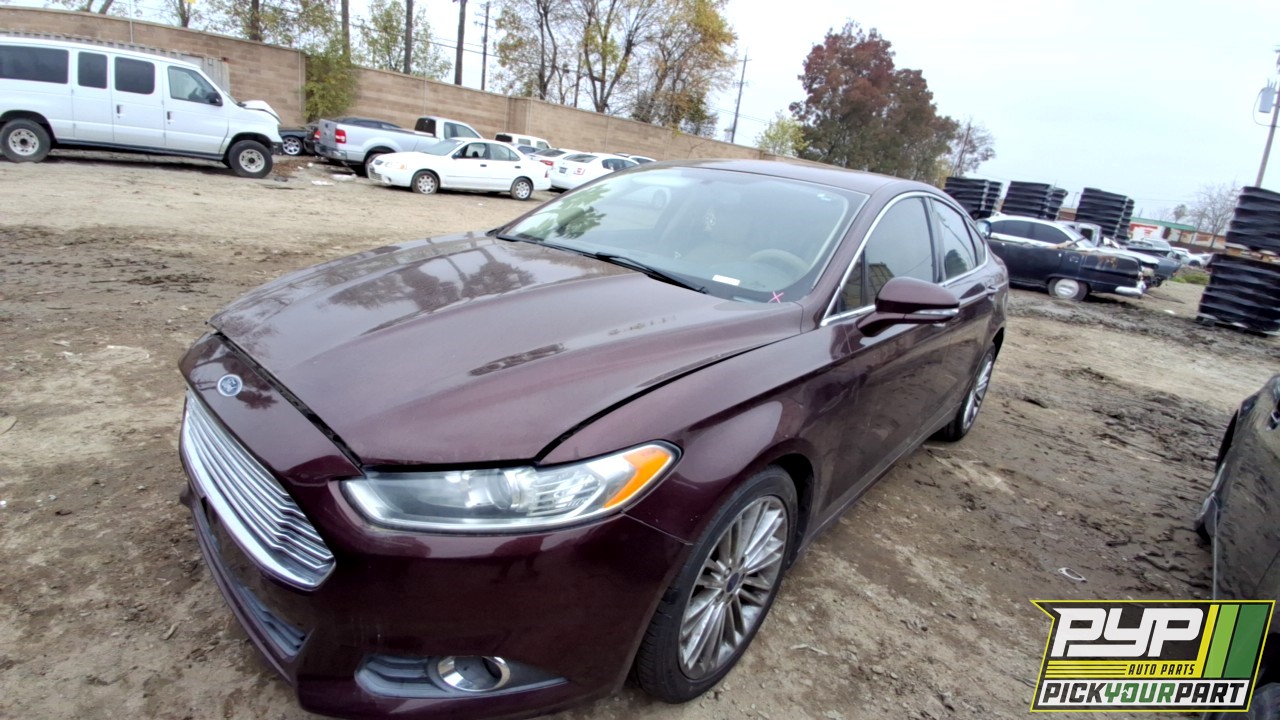 2013 FORD FUSION partes disponibles