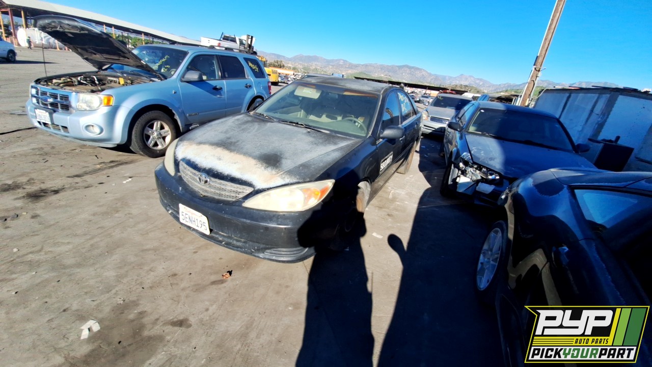 2004 TOYOTA CAMRY partes disponibles