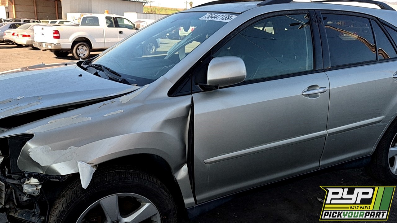 2004 LEXUS RX330 partes disponibles