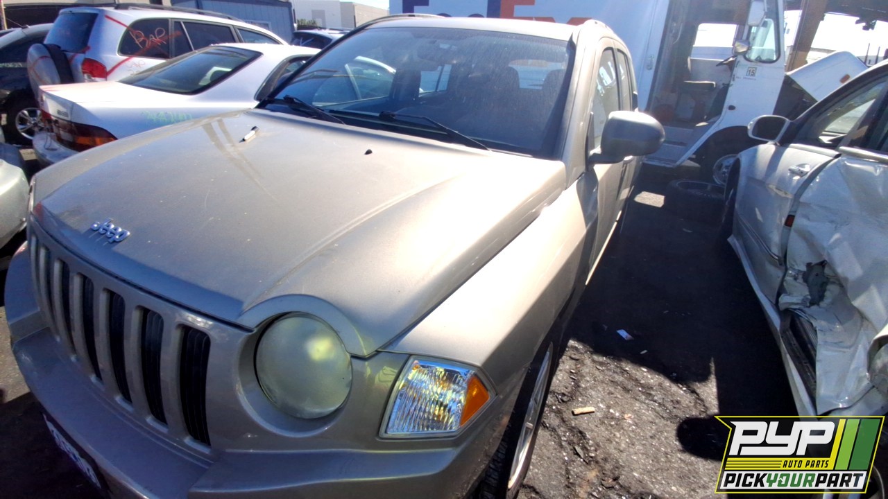 2010 JEEP COMPASS partes disponibles