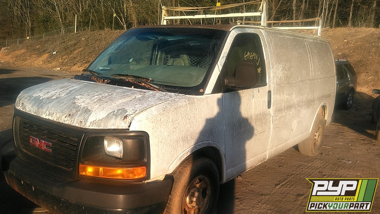 2004 CHEVROLET EXPRESS 1500 partes disponibles