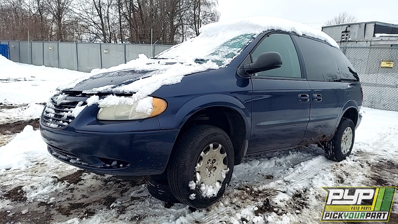2004 CHRYSLER TOWN & COUNTRY available for parts
