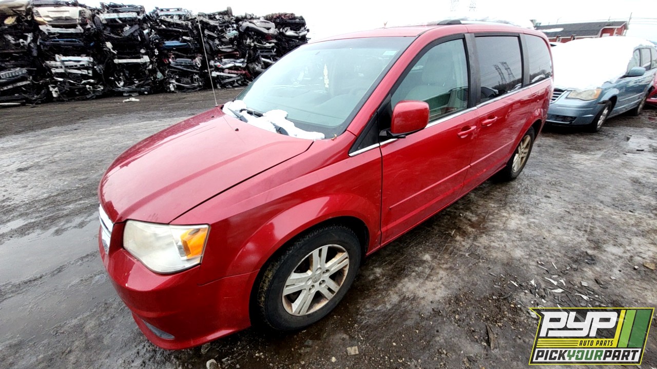 2013 DODGE GRAND CARAVAN partes disponibles