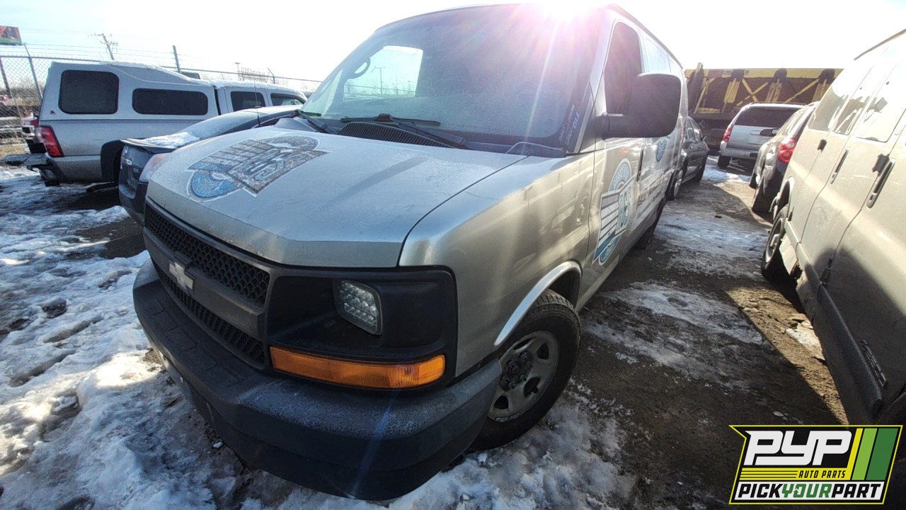 2004 CHEVROLET EXPRESS 1500 partes disponibles
