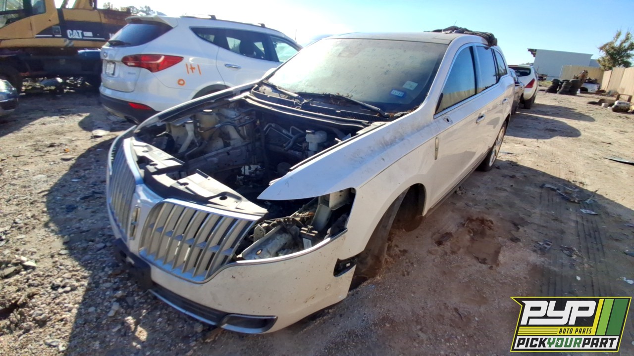 2012 LINCOLN MKT available for parts