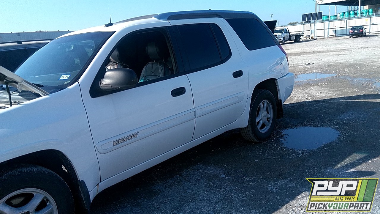 2004 GMC ENVOY XUV available for parts