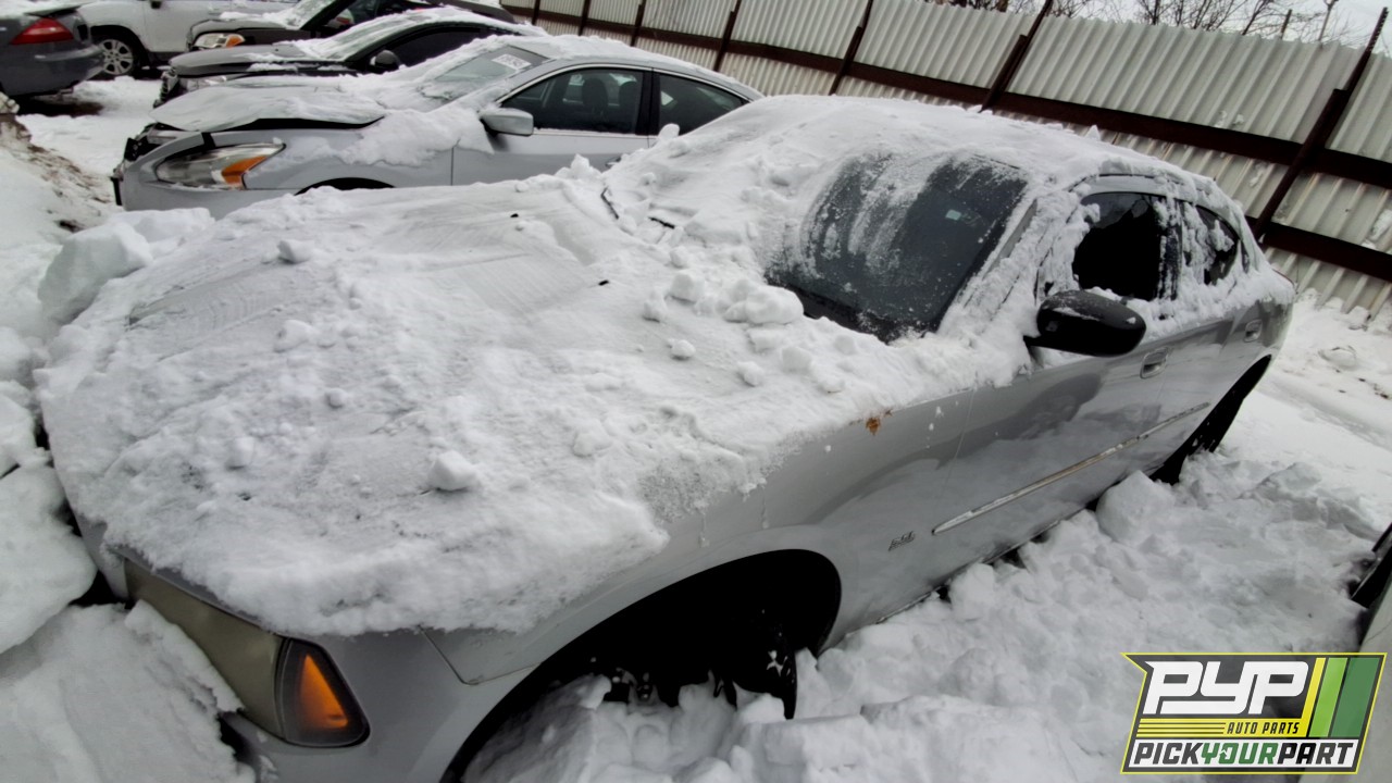 2006 DODGE CHARGER partes disponibles