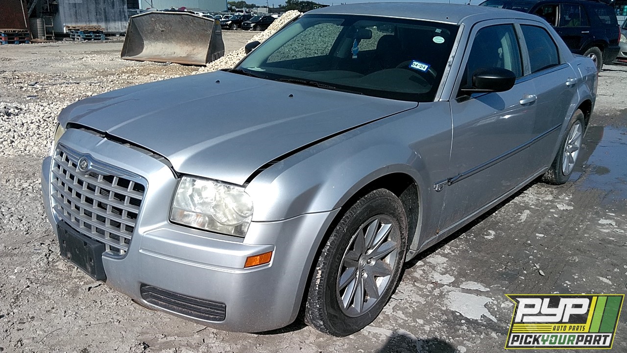 2008 CHRYSLER 300 partes disponibles