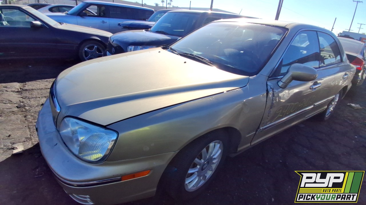 2004 HYUNDAI XG350 available for parts