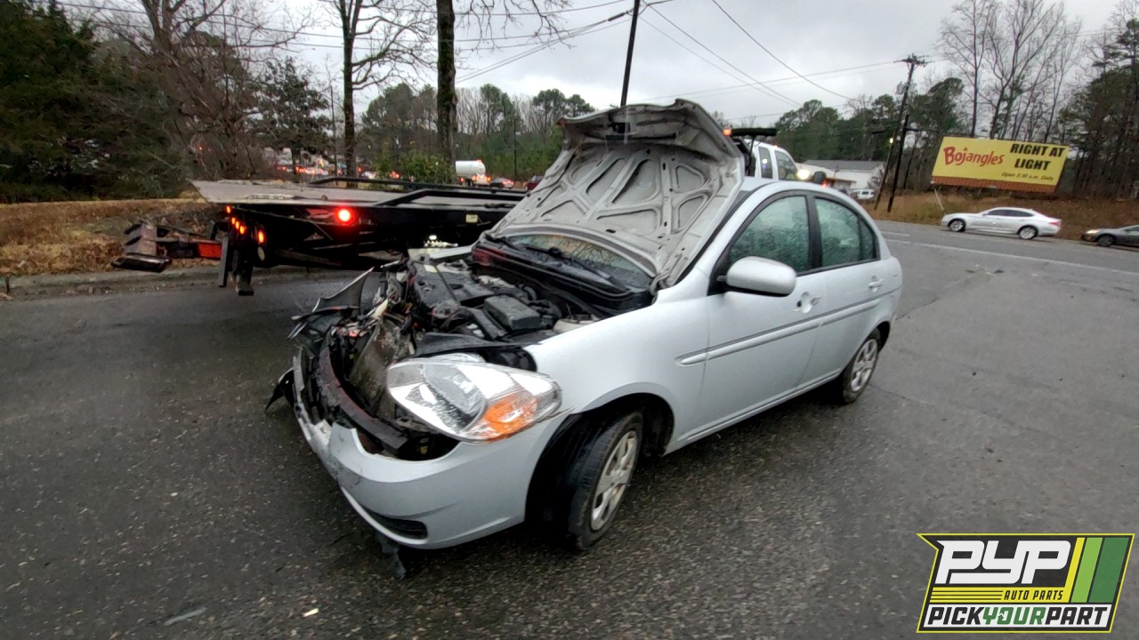 2010 HYUNDAI ACCENT available for parts