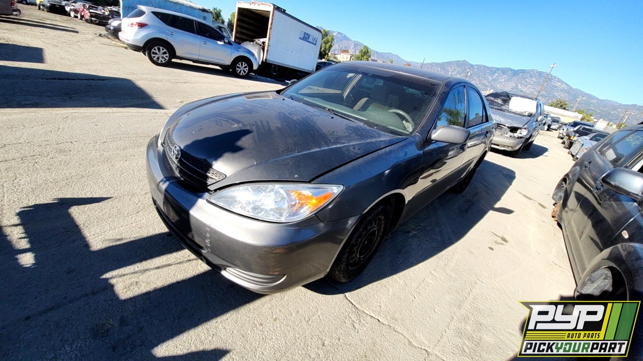 2004 TOYOTA CAMRY partes disponibles