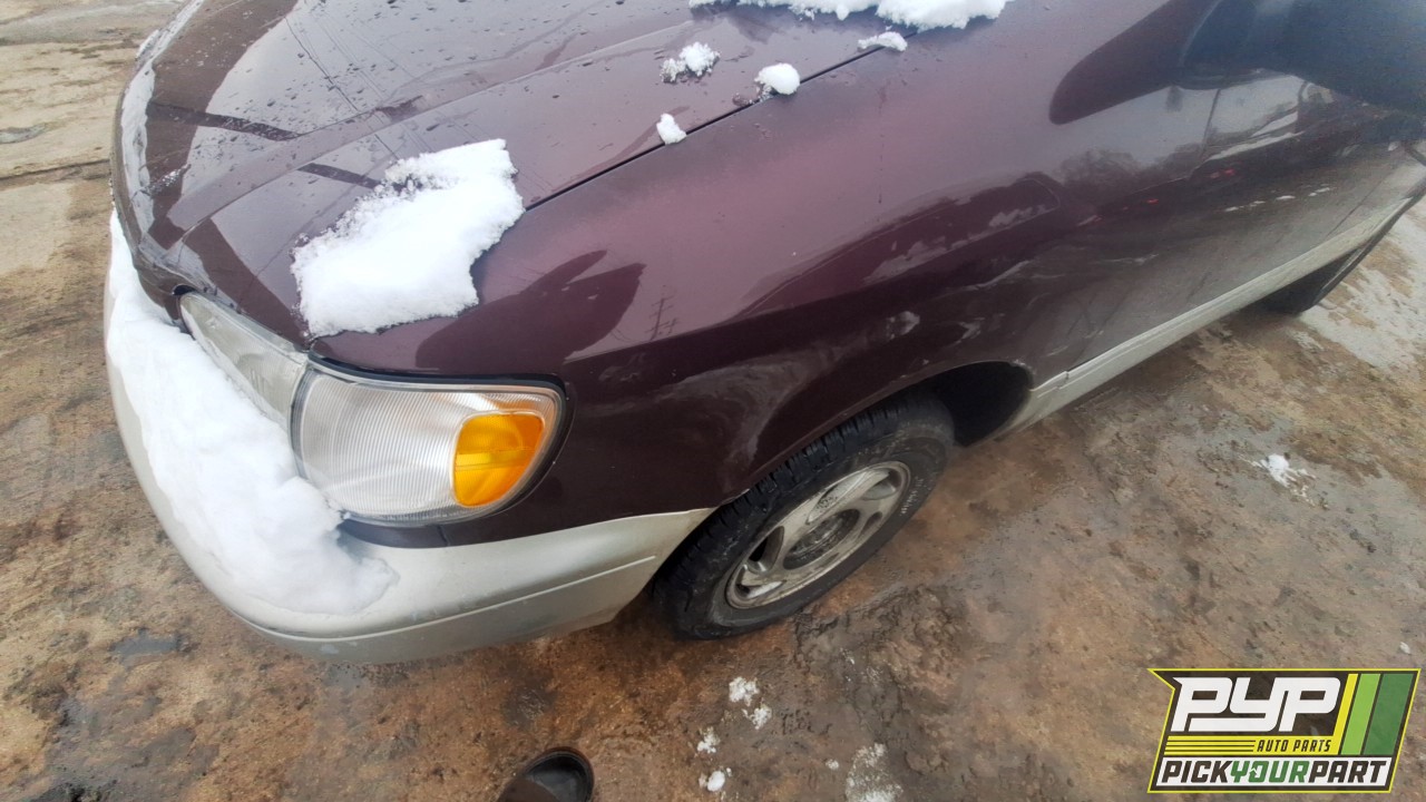 2000 TOYOTA SIENNA available for parts