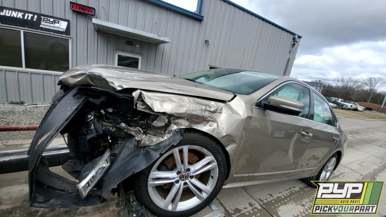 2015 VOLKSWAGEN PASSAT partes disponibles