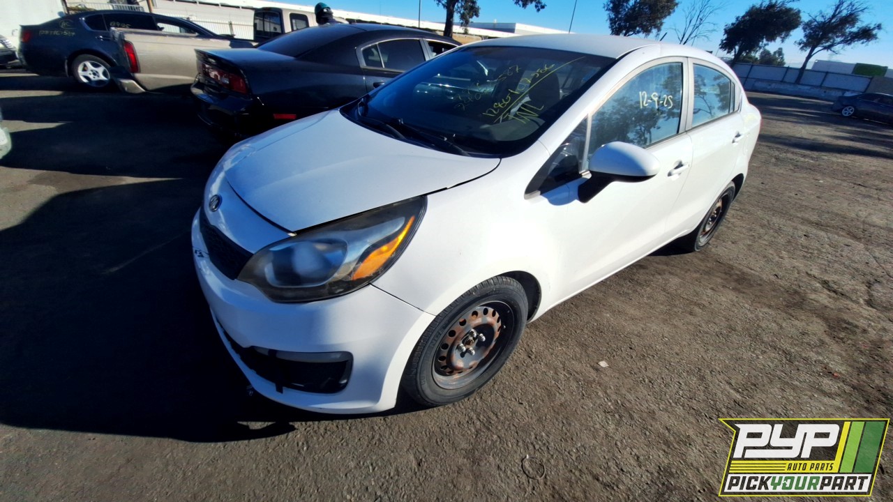 2016 KIA RIO partes disponibles