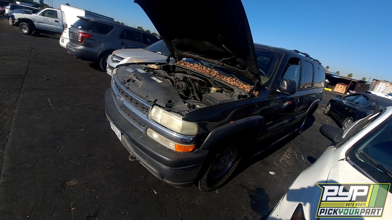 2000 CHEVROLET SUBURBAN 1500 available for parts