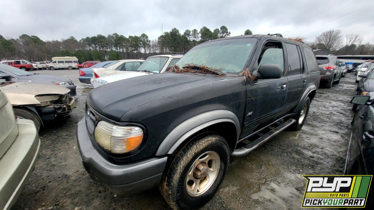 2001 FORD EXPLORER available for parts