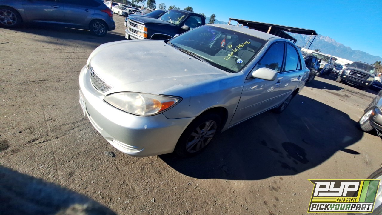 2004 TOYOTA CAMRY partes disponibles
