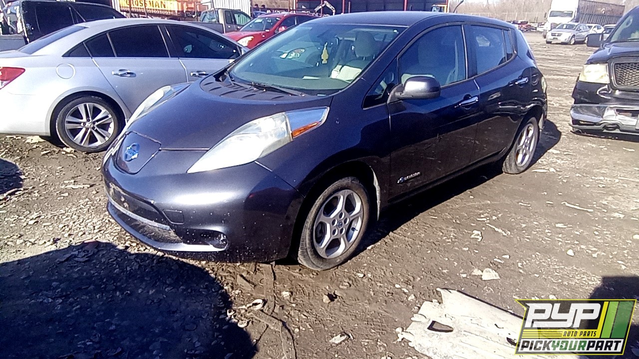 2013 NISSAN LEAF available for parts
