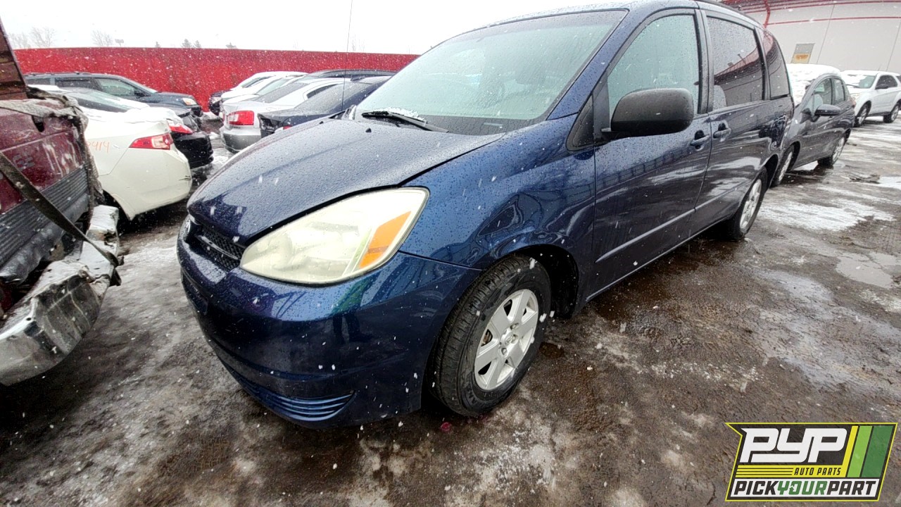2004 TOYOTA SIENNA partes disponibles
