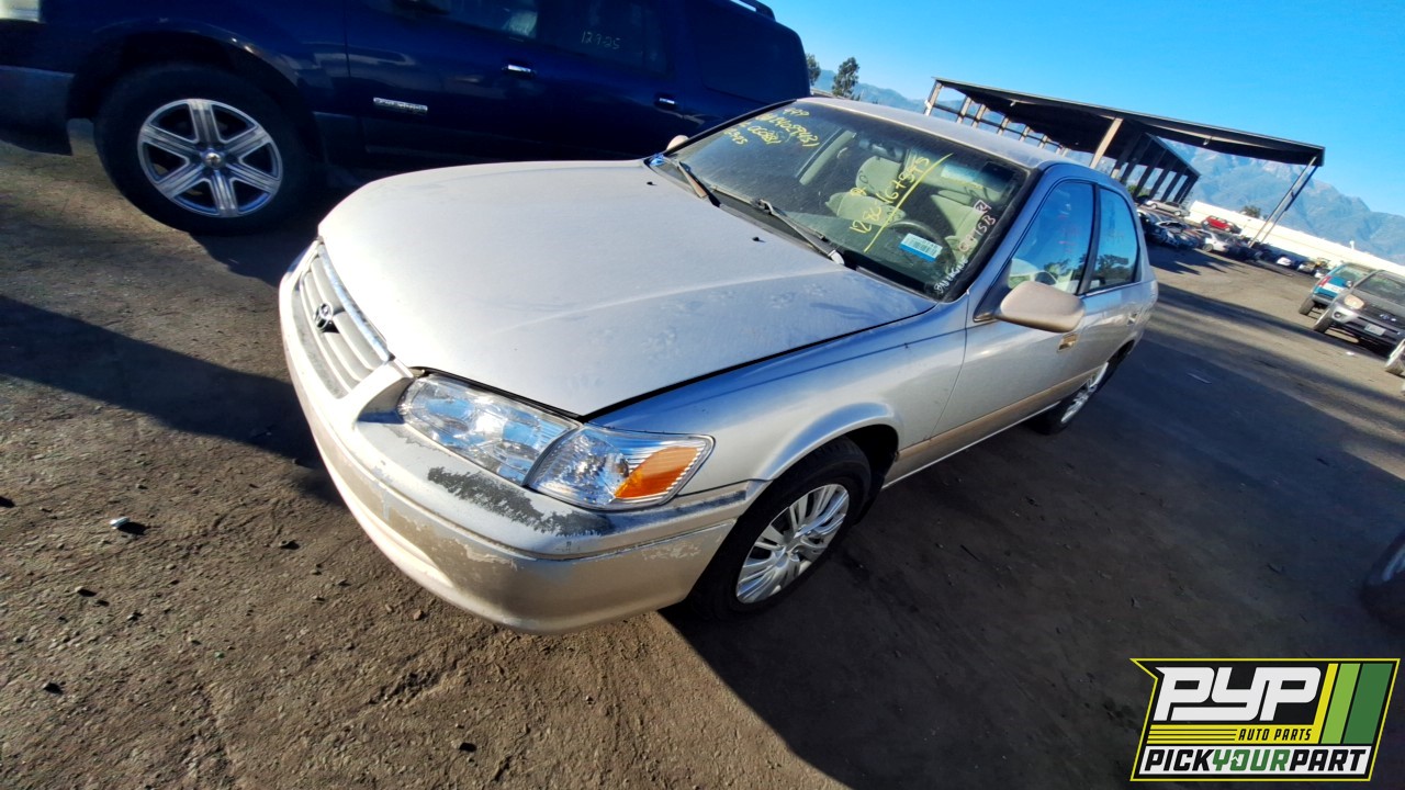 2001 TOYOTA CAMRY partes disponibles