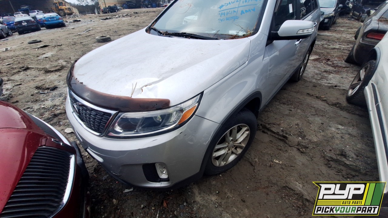 2014 KIA SORENTO available for parts