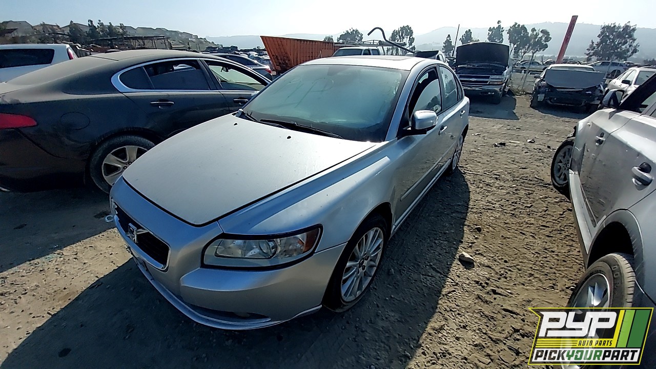2009 VOLVO S40 partes disponibles