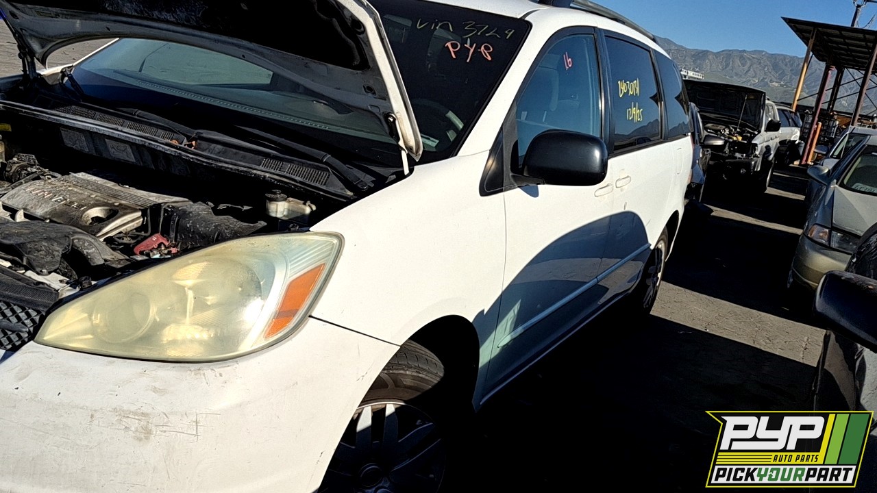 2004 TOYOTA SIENNA available for parts