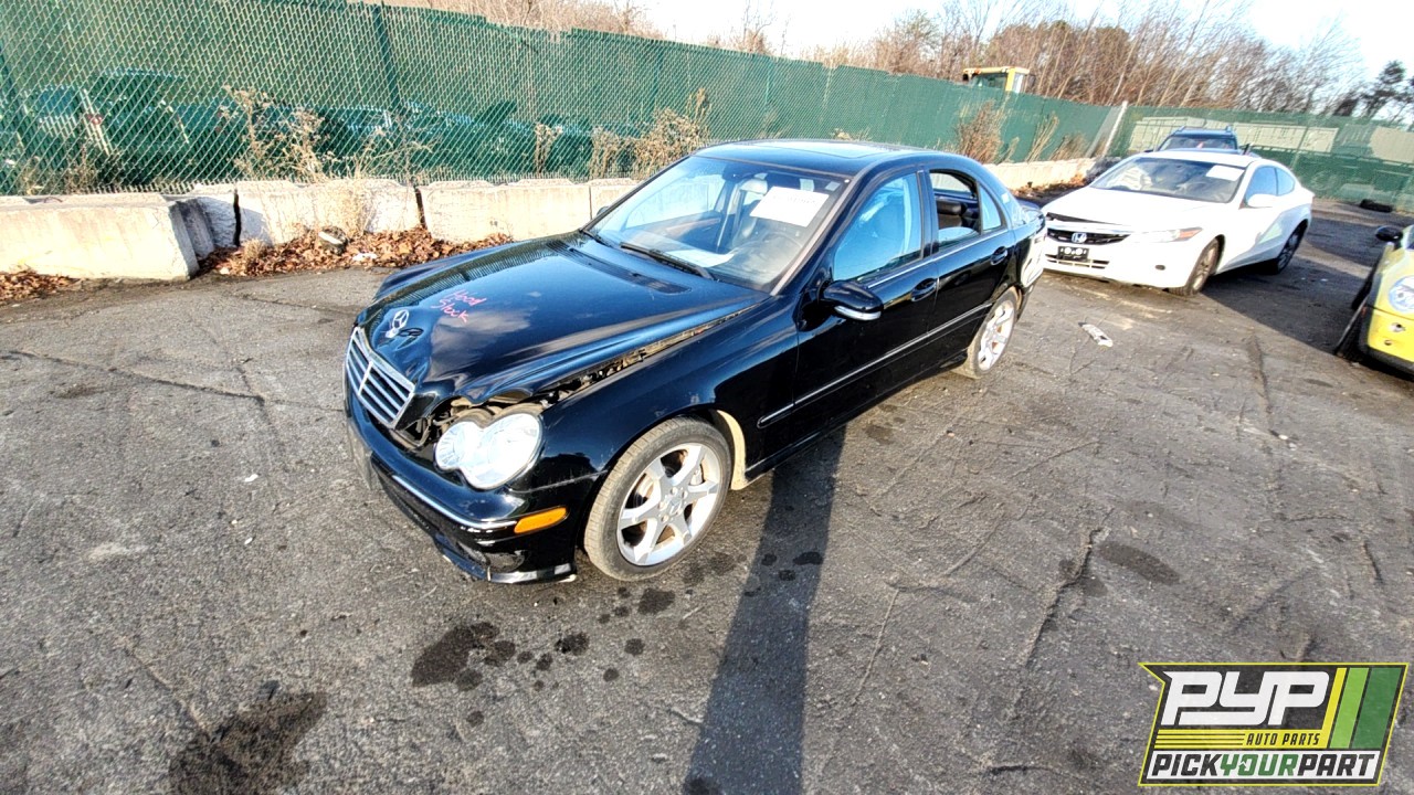 2007 MERCEDES-BENZ C230 partes disponibles