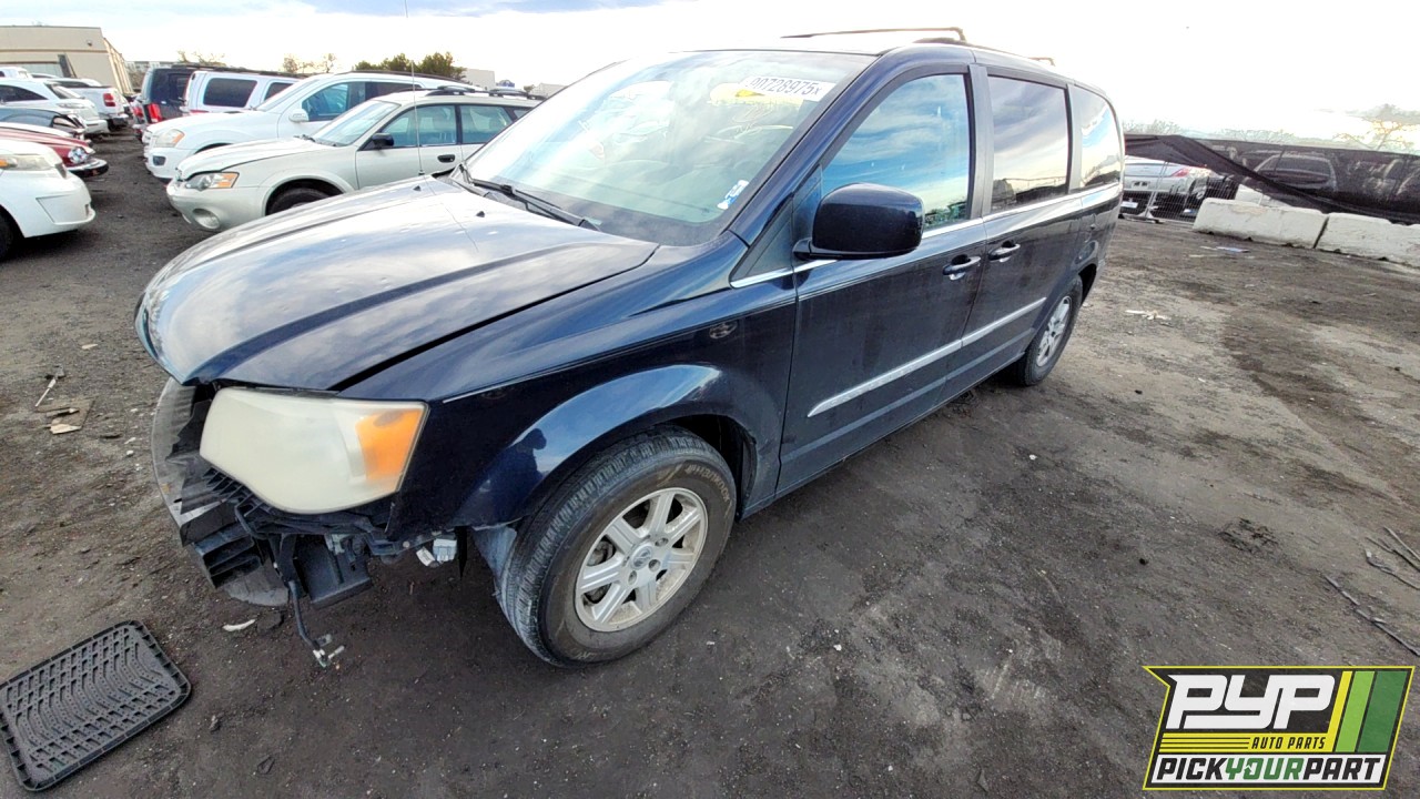 2011 CHRYSLER TOWN & COUNTRY partes disponibles