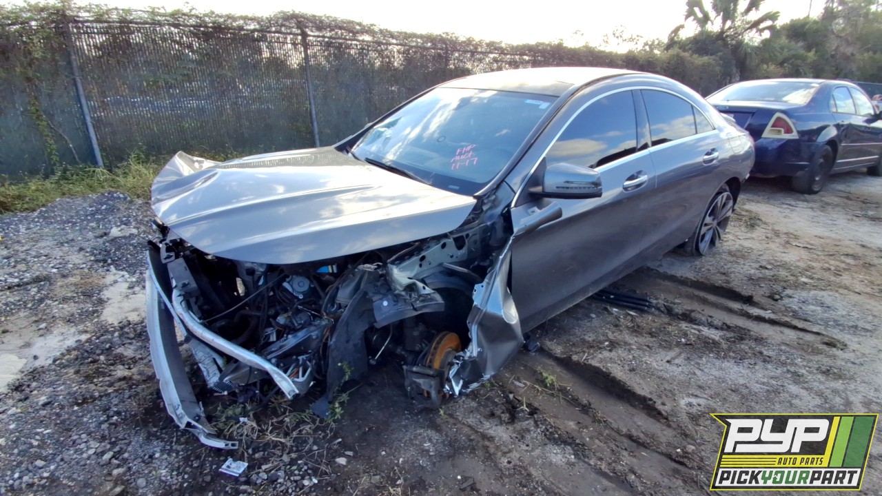 2016 MERCEDES-BENZ CLA250 partes disponibles