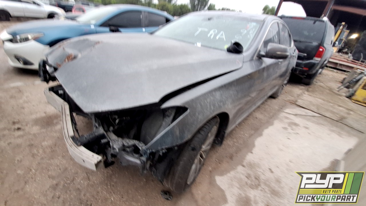 2015 HYUNDAI GENESIS available for parts