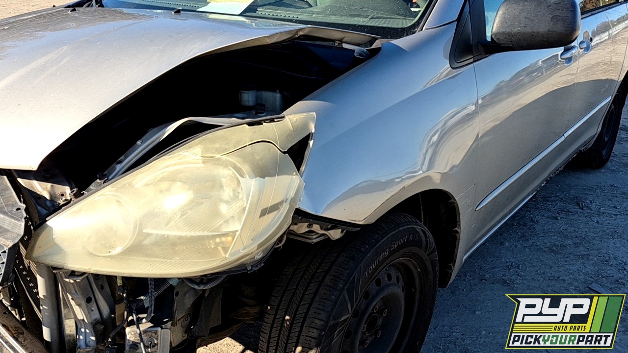 2005 TOYOTA SIENNA partes disponibles