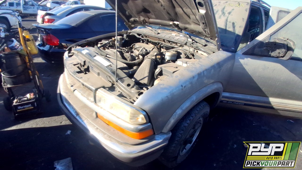 2000 CHEVROLET BLAZER available for parts