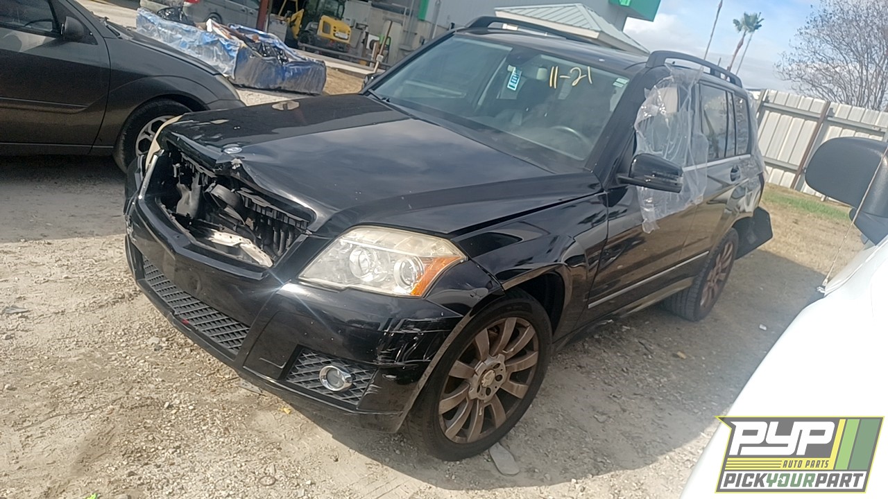2011 MERCEDES-BENZ GLK350 available for parts
