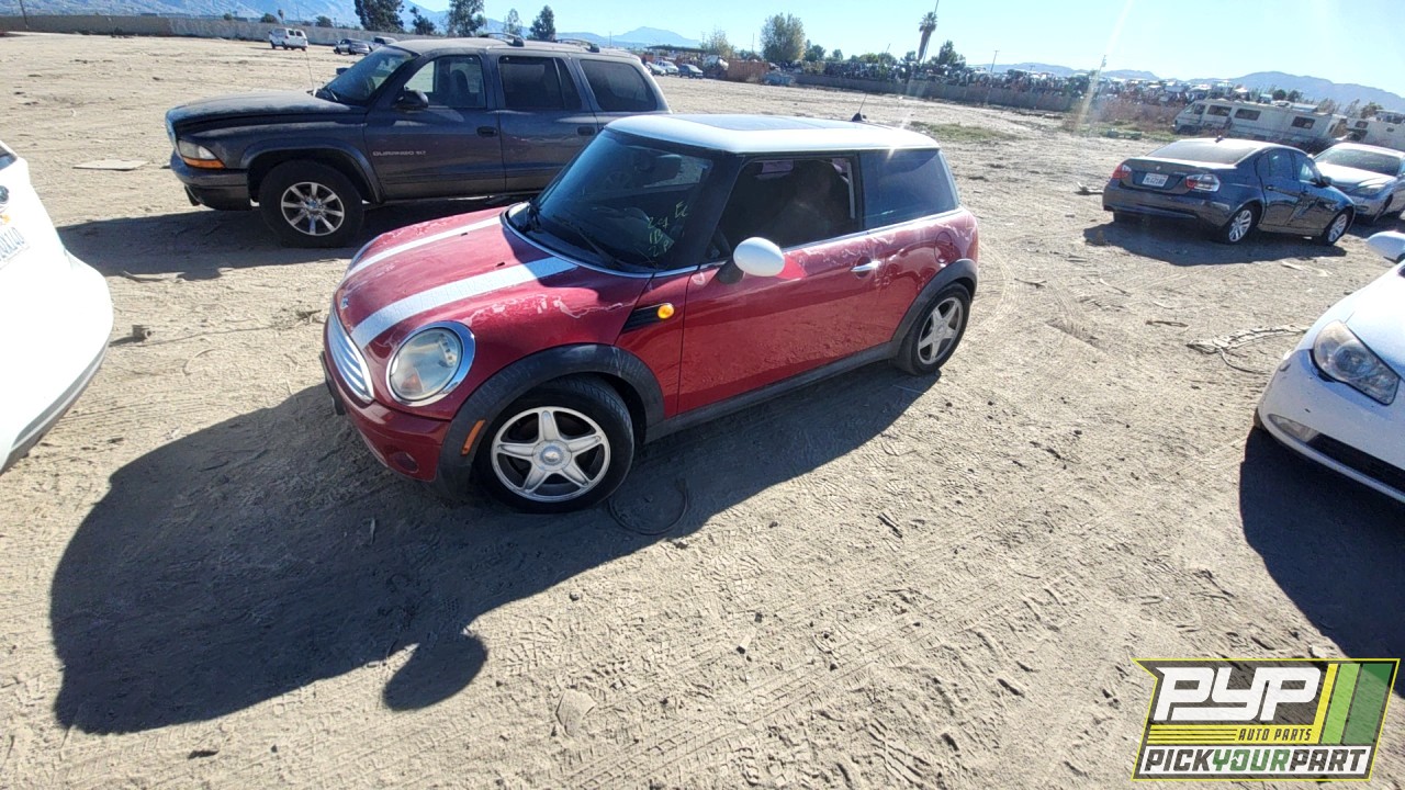 2008 MINI COOPER partes disponibles
