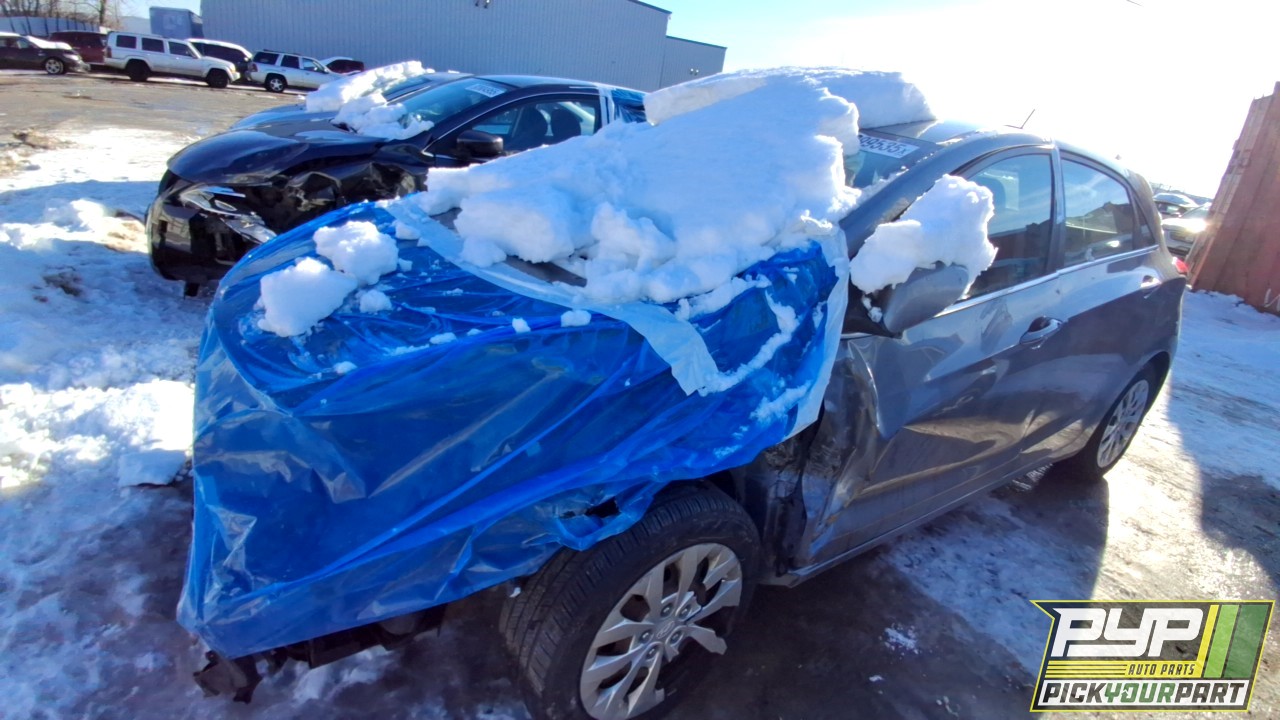 2016 HYUNDAI ELANTRA GT partes disponibles