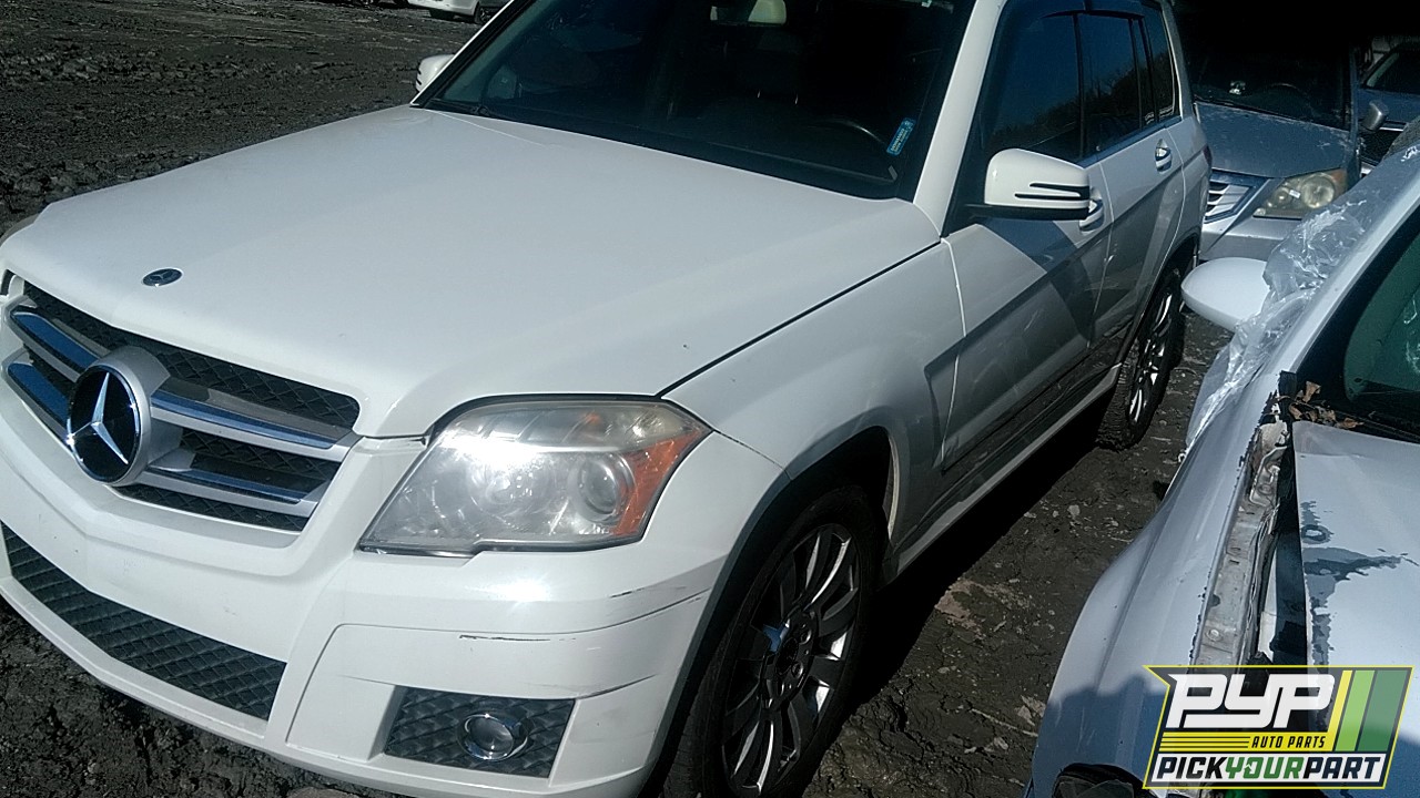 2011 MERCEDES-BENZ GLK350 available for parts