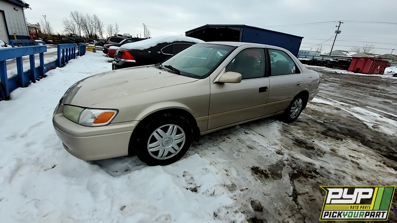 2001 TOYOTA CAMRY available for parts