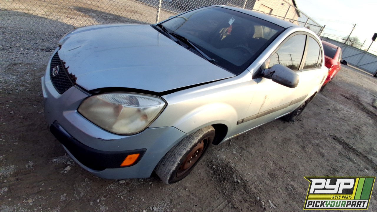 2008 KIA RIO available for parts