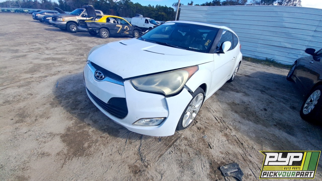 2013 HYUNDAI VELOSTER available for parts