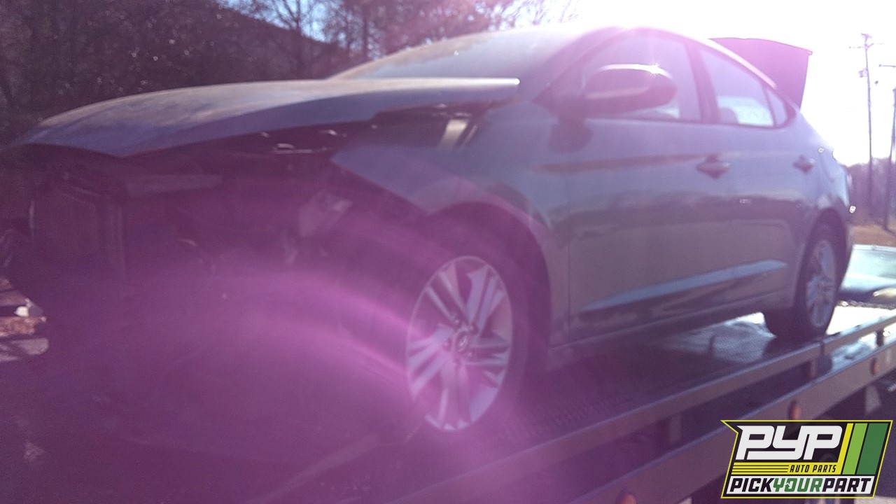 2019 HYUNDAI ELANTRA available for parts