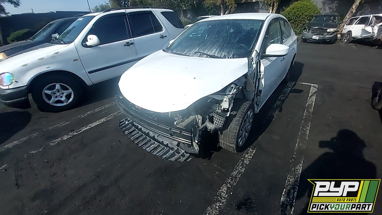 2017 NISSAN SENTRA partes disponibles