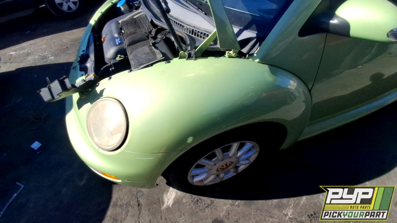 2004 VOLKSWAGEN BEETLE partes disponibles