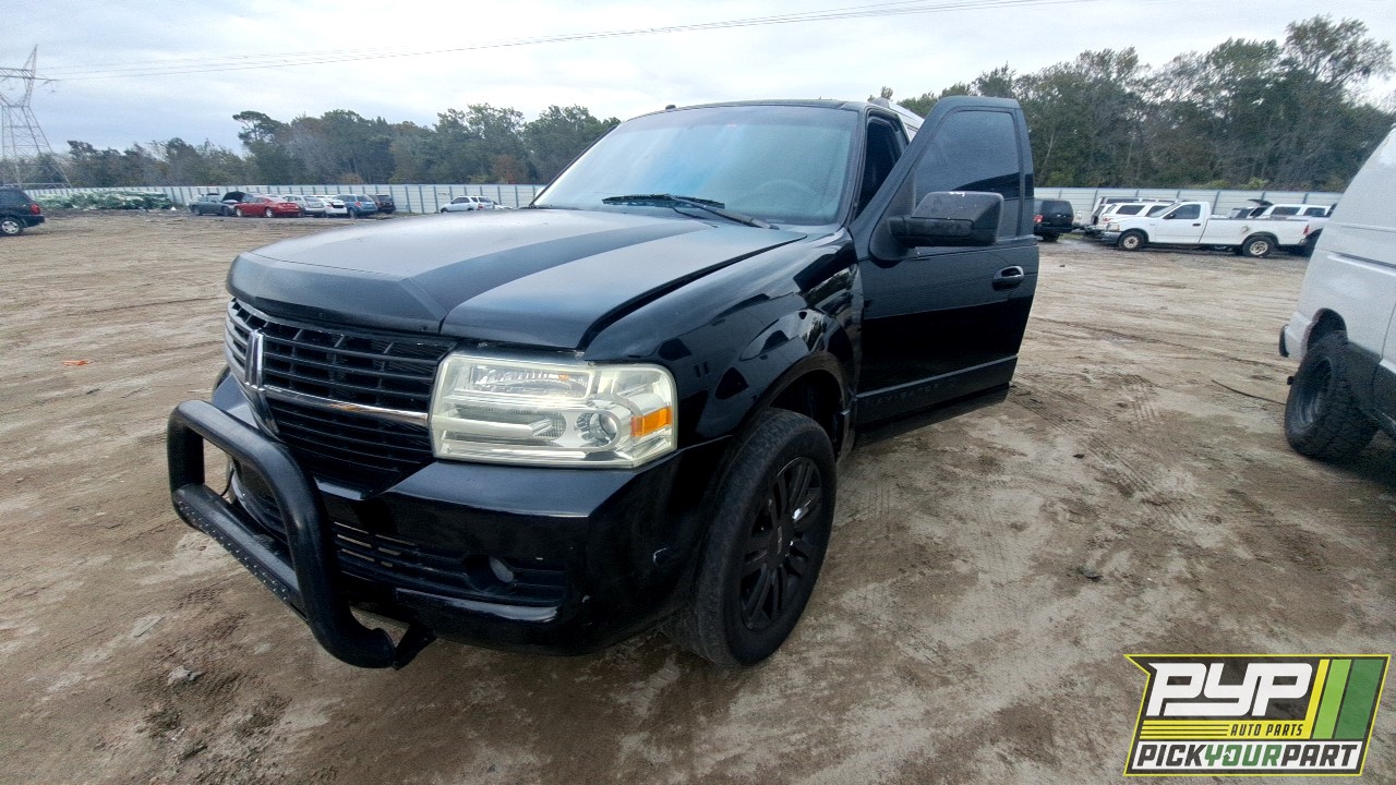 2008 LINCOLN NAVIGATOR available for parts
