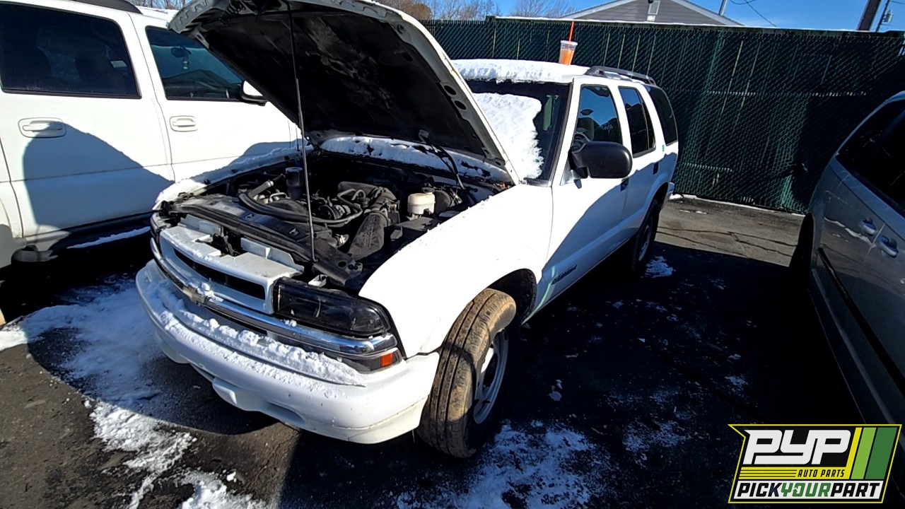 2003 CHEVROLET BLAZER partes disponibles