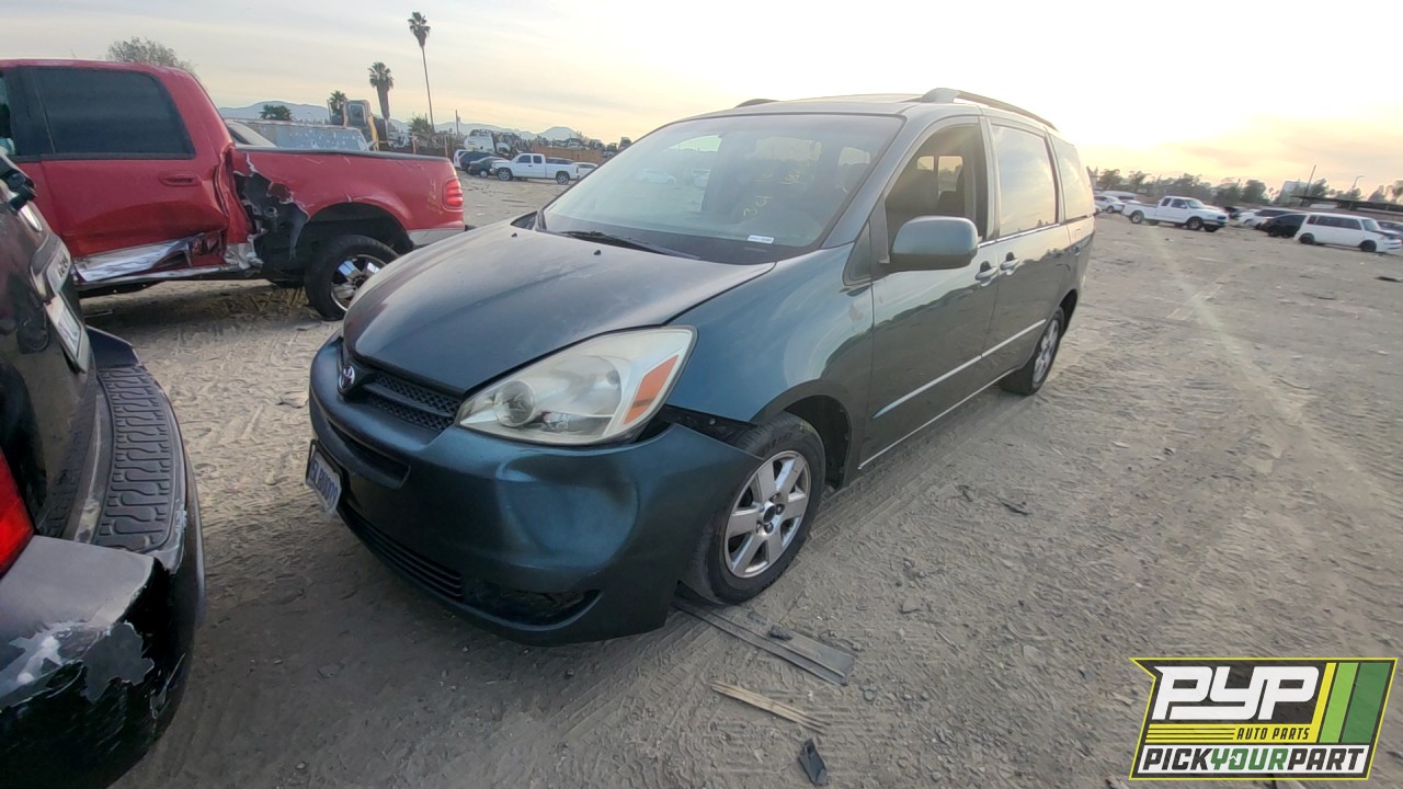 2004 TOYOTA SIENNA available for parts